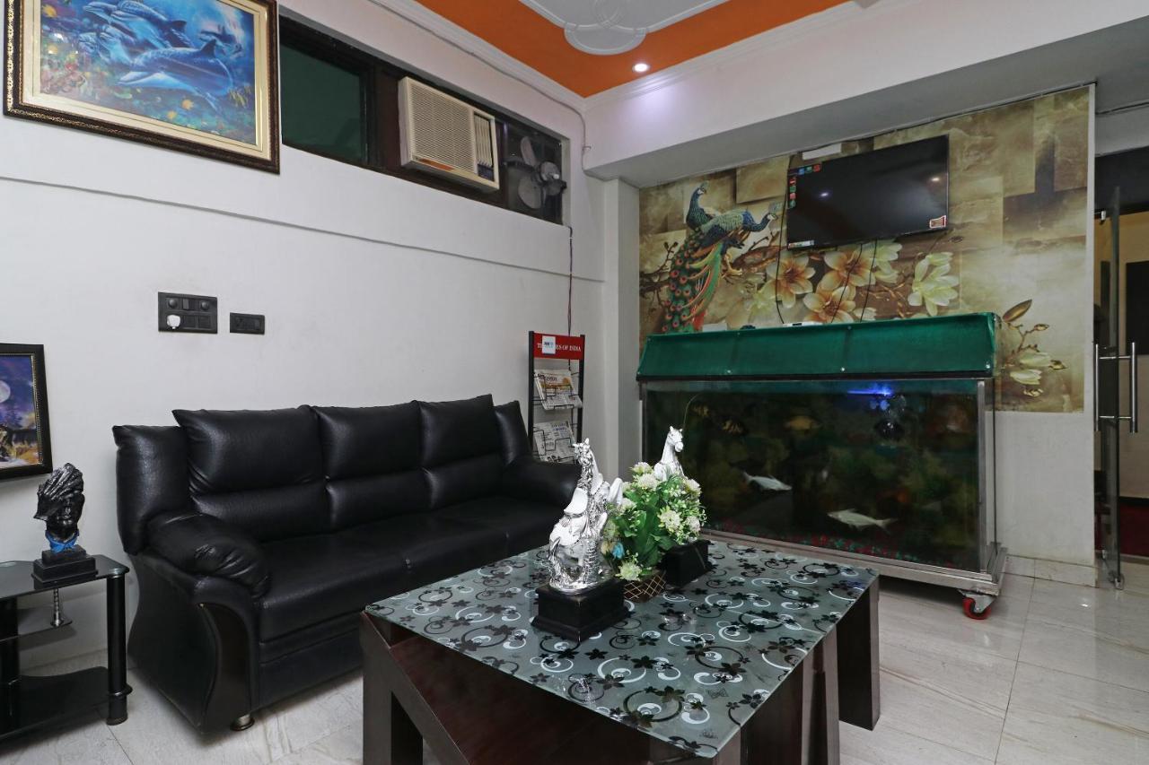 Capital O 8680 Hotel Vaishnavi Inn Hasanganj Exterior photo