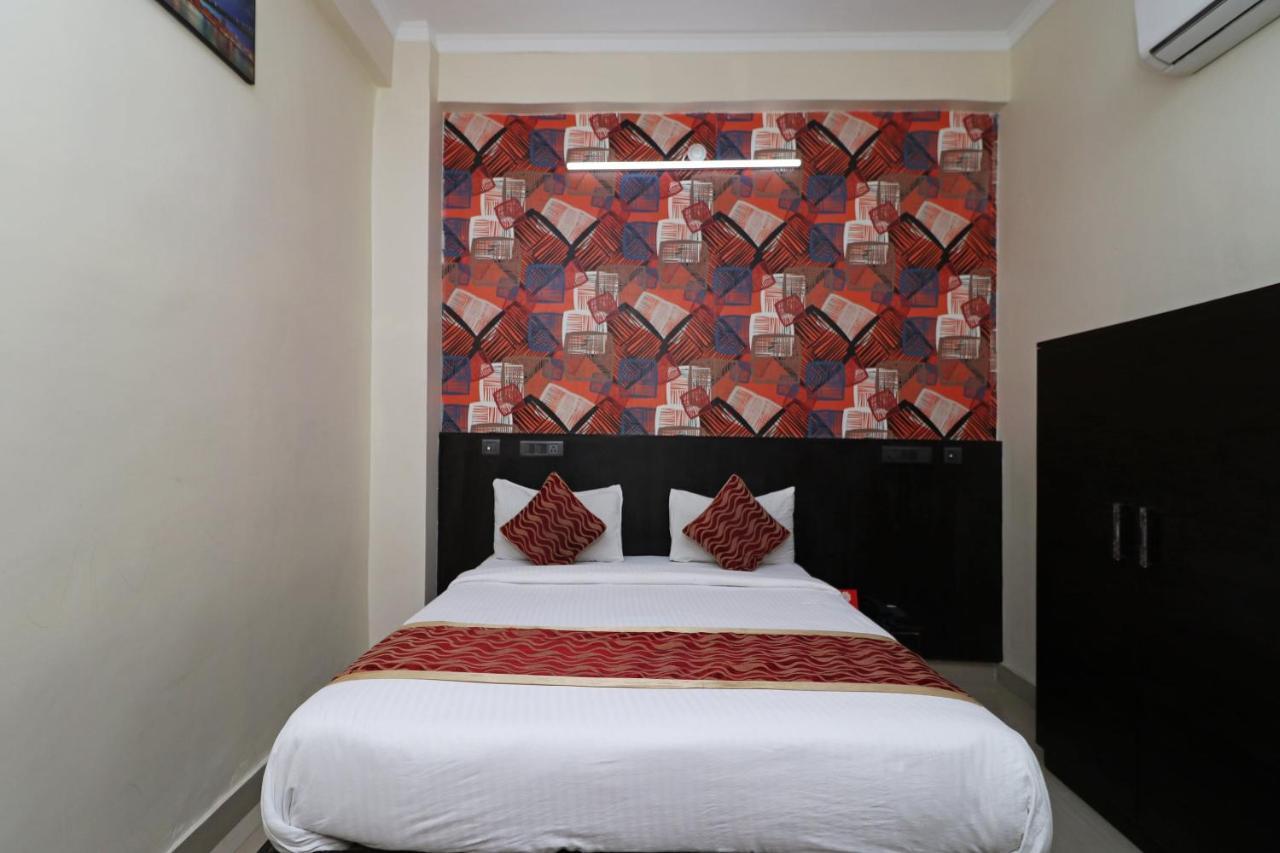 Capital O 8680 Hotel Vaishnavi Inn Hasanganj Exterior photo